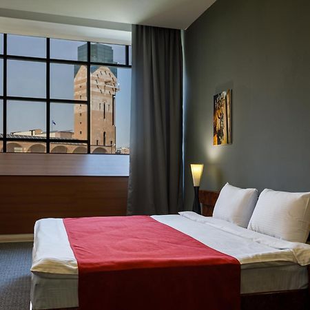 Moscow House Hotel เยเรวาน ภายนอก รูปภาพ